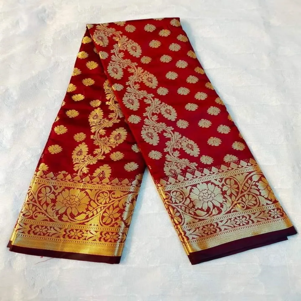 Attractive Saree Gift Comb Set