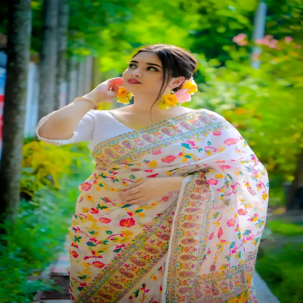 Screen Print Sharee  প্রিন্টঃ স্ক্রিন শাড়ি